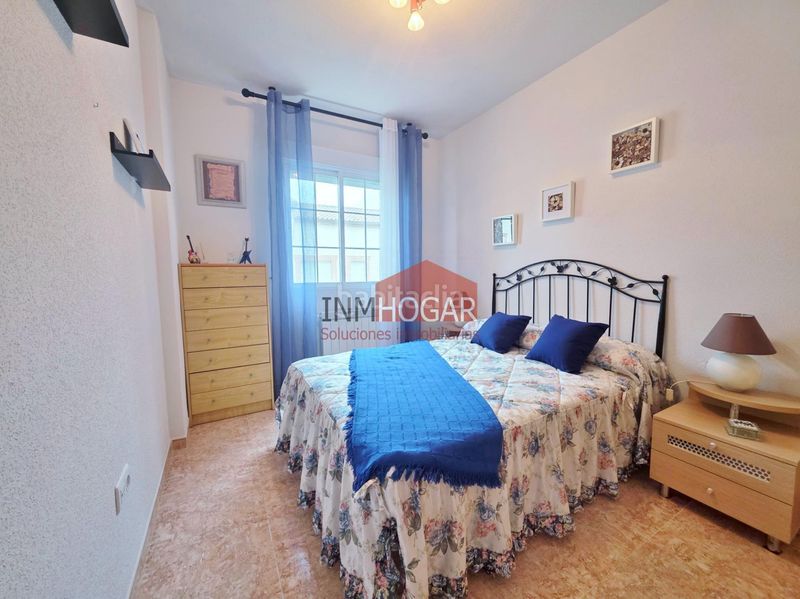 Foto c4a9a8a7-7708-49e2-b596-8472c9e235fa. Casa adossada amb calefacció aparcament a Navaluenga