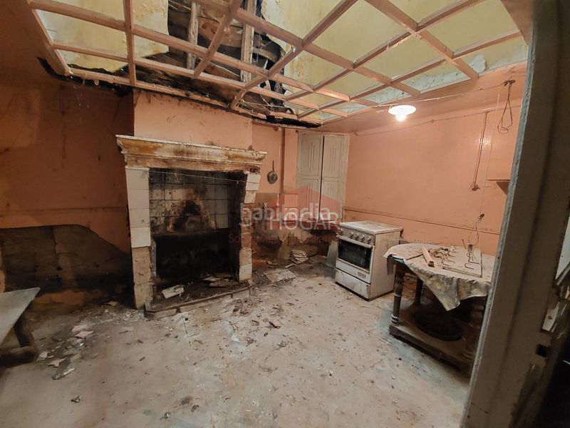 Foto b1deed66-50f2-4a9e-8656-305ceafcc7a7. Casa amb aparcament a Muñosancho