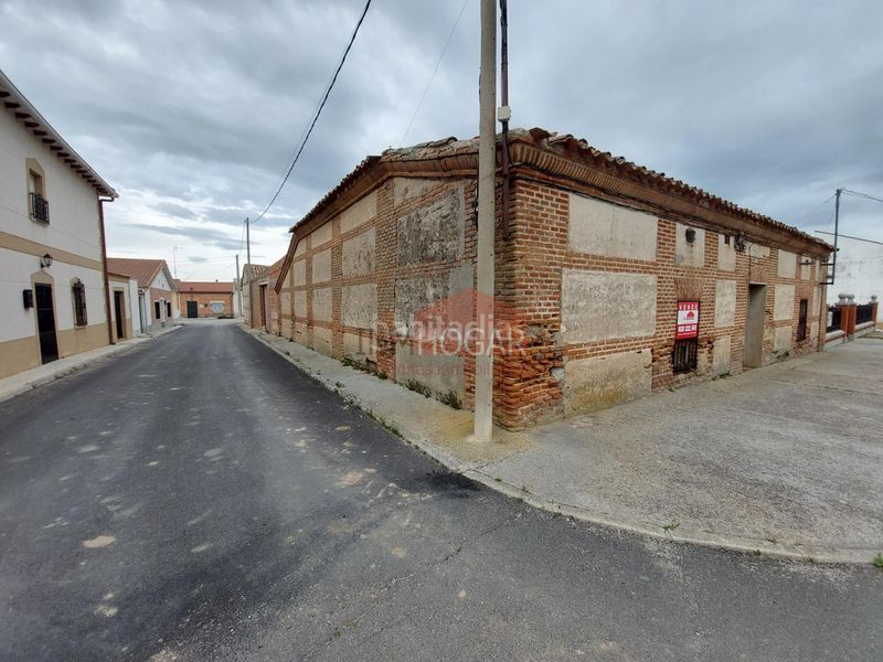 Foto ea977c81-e768-4483-9edb-bfe2782e935f. Casa amb aparcament a Muñosancho