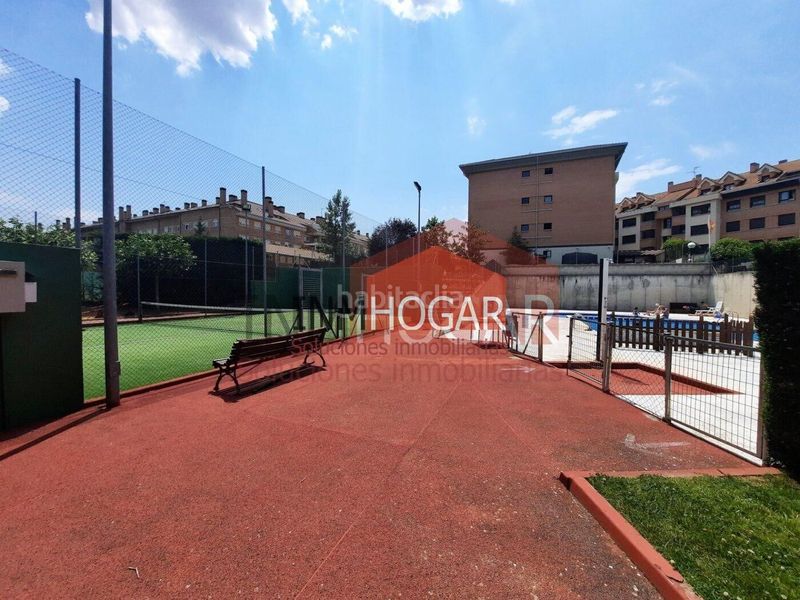 Foto e1bbfa56-e2da-467f-8747-f29ae401b2c9. Pis amb calefacció aparcament piscina a Hervencias Altas - El Pinar Ávila