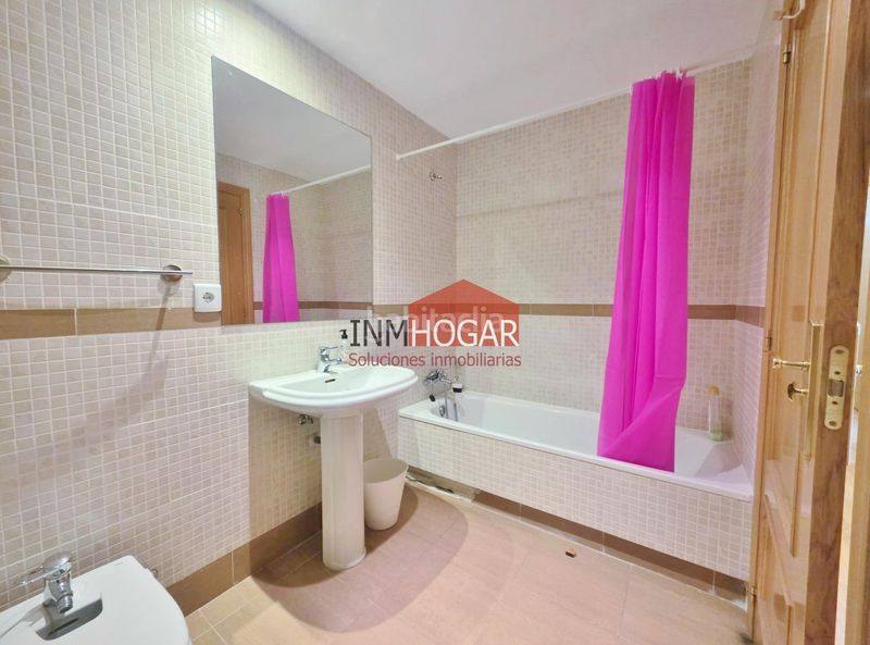Foto ed79e95b-36b8-4125-8094-0fbfacf3e436. Pis amb calefacció aparcament piscina a Hervencias Altas - El Pinar Ávila