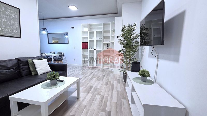 Foto f9d9b862-4248-490e-9bde-c11559a85537. Pis amb calefacció a Centro Ávila