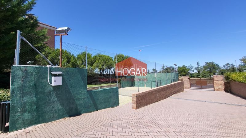 Foto fd019048-5910-41eb-8c16-3f496713b75b. Pis amb calefacció aparcament piscina a Hervencias Altas - El Pinar Ávila
