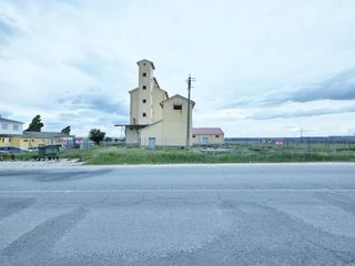 Industrial building in Cantiveros. Nave indrustial en venta
