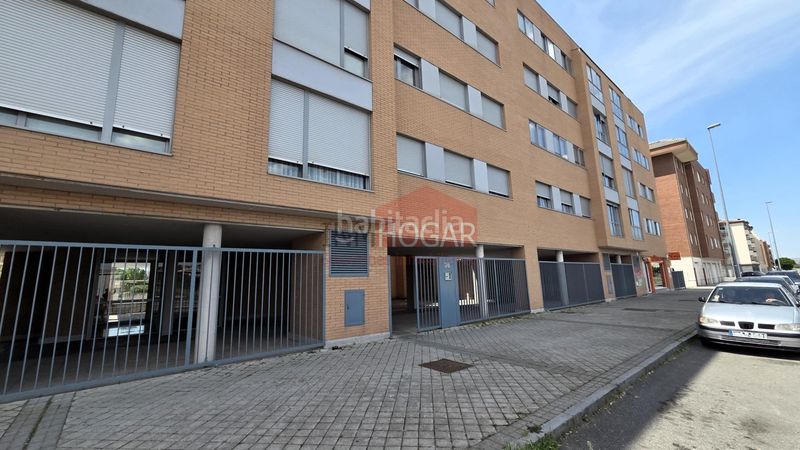Foto cd02f547-f956-432c-89dd-64a8a9d4ed4a. Pis amb calefacció aparcament a Sónsoles Ávila