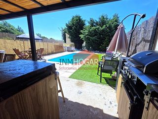 Casa adosada en Mediana de Voltoya. Espectacular adosado con piscina en mediana de voltoya 05194
