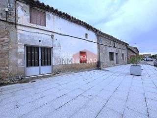 Casa a Cardeñosa. Vivienda para reformar con gran potencial en cardeñosa