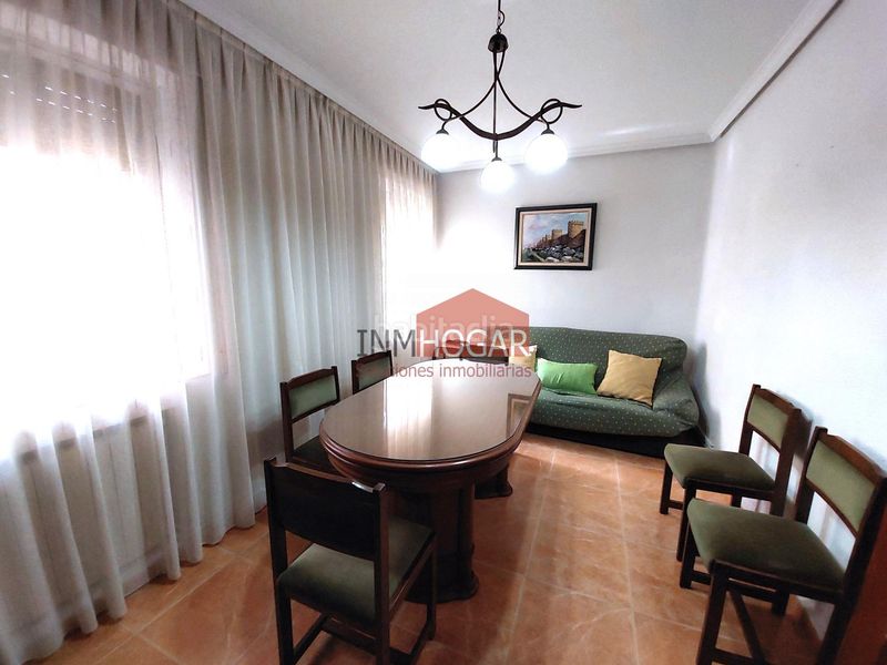 Foto 3280632f-1ad3-4f7d-95a2-b32f77397d52. Casa amb calefacció a Sur Ávila