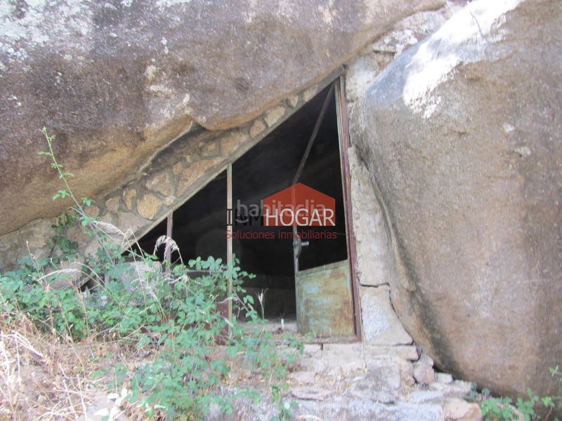Foto 0c87b3e0-0698-469a-bb83-10587de463b3. Finca rústica a Tiemblo (El)