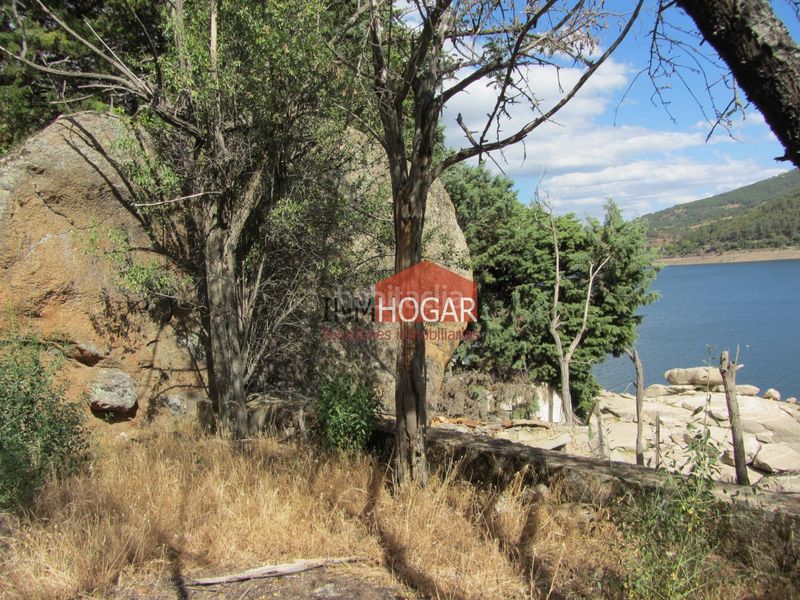 Foto f00ff538-1a12-4dc5-a403-32917082074c. Finca rústica a Tiemblo (El)