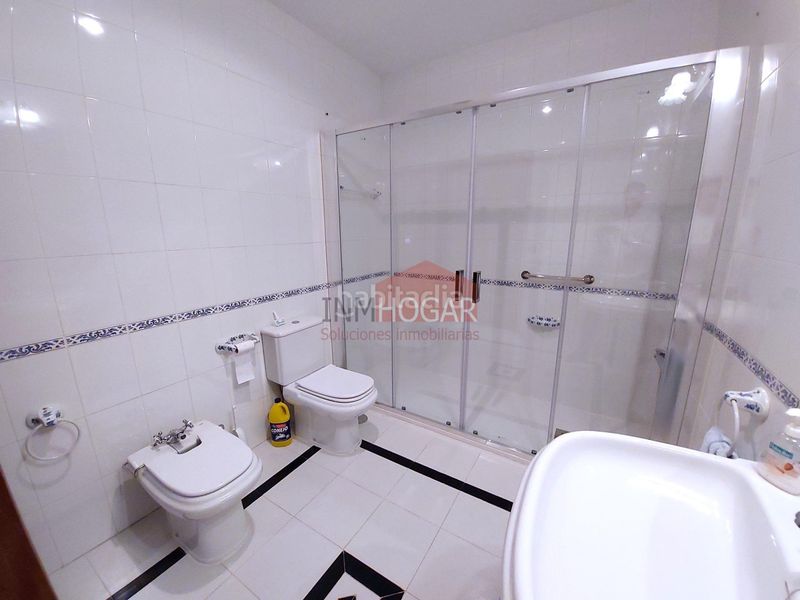 Foto f4e5399e-433d-4fad-b82d-9fcd568657a8. Casa amb calefacció aparcament piscina a Gutierre - Muñoz