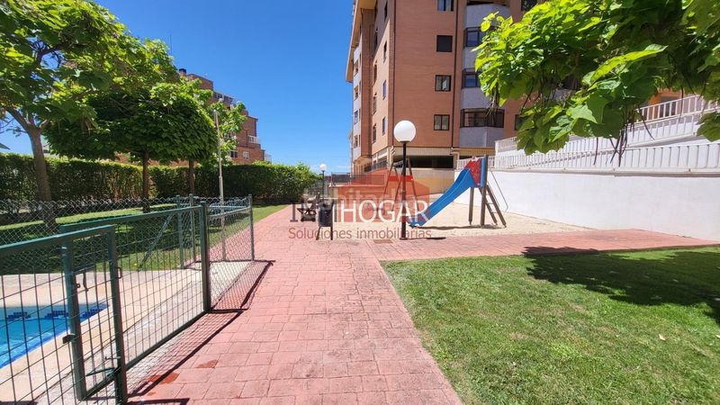 Foto 52038e3d-978d-4122-8e20-503745704d4d. Pis amb calefacció aparcament piscina a Universidad Ávila
