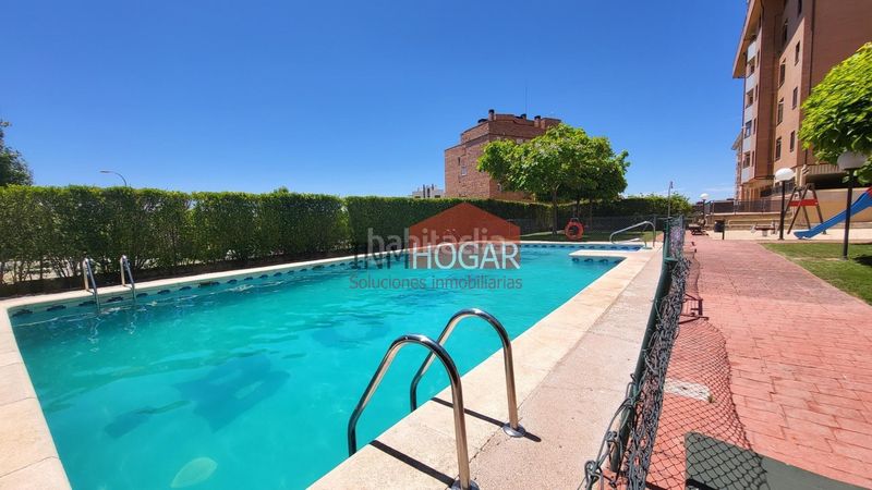 Foto 54a31beb-ebe5-41f6-b251-2480990ed7b0. Pis amb calefacció aparcament piscina a Universidad Ávila