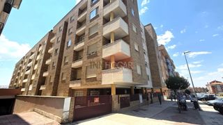 Flat in Universidad. Piso en venta en universidad, ávila