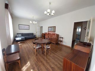 Miete Etagenwohnung in San Antonio. Piso de alquiler en san antonio