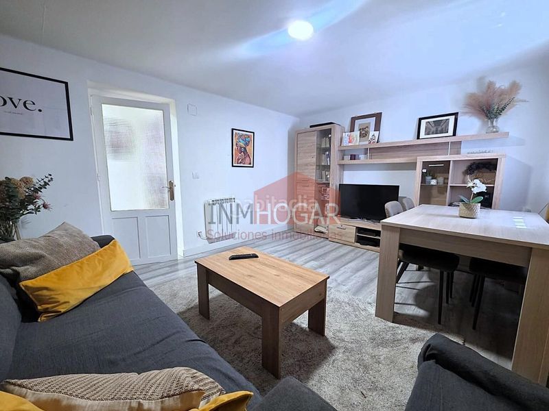 Foto 08d54368-1f7b-45d1-a2ed-d4c3c8f1e04e. Appartement mit heizung in Sur Ávila
