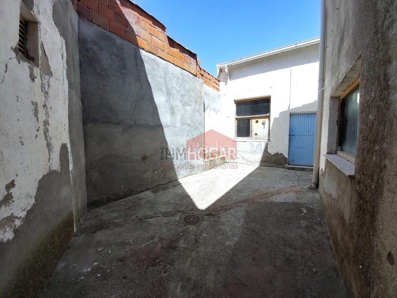 Foto e65ac22a-c872-4107-b3d9-e71b26a3672d. Casa amb aparcament a Palacios de Goda
