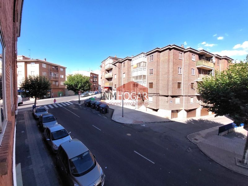 Foto bab1b0e4-ed6e-4bc5-8949-ec6087ce7585. Pis amb calefacció a Sur Ávila