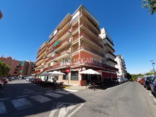 Pis a Arévalo. Vivienda accesible con balcones en huerta del marqués