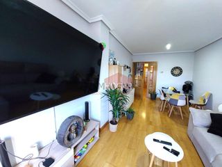 Appartamento in Hervencias Altas - El Pinar. Vivienda accesible en hervencias, con patio, garaje, trastero y