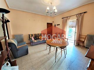 Appartement à Arévalo. Vivienda en arévalo 05200 con un patio de 100 mt