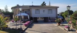 Casa a Husillos. Disponible a la venta finca urbana