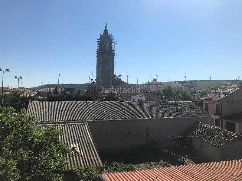 Foto b7834d52-9285-4187-bc1d-b6c12fec9b84. Edifici a Ampudia