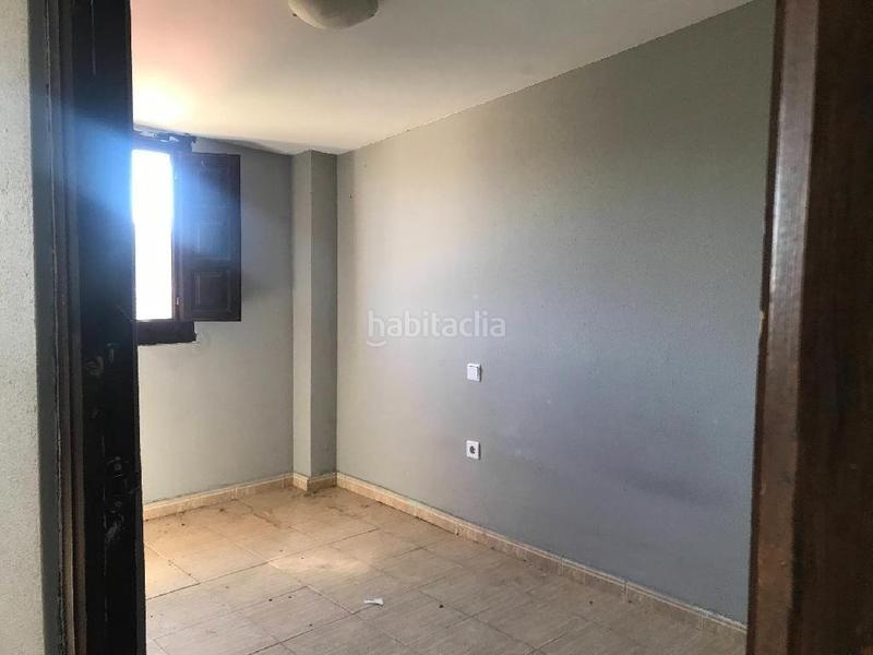 Foto ba9b09ca-7c32-4879-b89e-93ecbc0ef5db. Edifici a Ampudia
