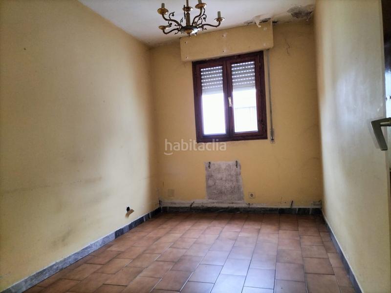 Foto 15697a91-552c-4ce0-a10e-3d7054f5e06b. Piso se vende piso tranquilo en Portillo