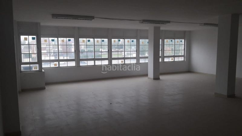 Foto 4fbd8d25-5c43-424d-ab5d-8e6dcb222efb. Edifici a Laguna de Duero