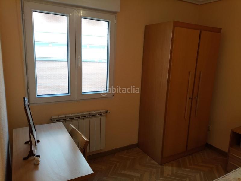 Foto 28c1fa3d-3787-4743-bfbb-1906e6ef345c. Pis amb calefacció aparcament a Centro Palencia