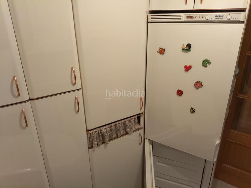 Foto 47b71e0f-ee50-4f2b-bf27-95ab594343d5. Pis amb calefacció aparcament a Centro Palencia