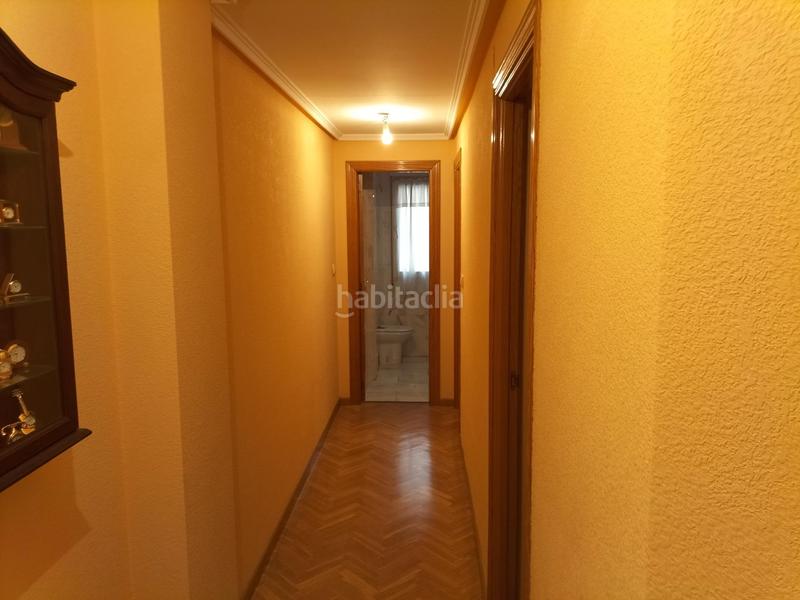 Foto cbcf9ee2-39b2-44dc-a16b-82965262479d. Pis amb calefacció aparcament a Centro Palencia