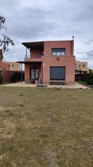 Xalet a Grijota. Disponible a la venta chalet en grijota
