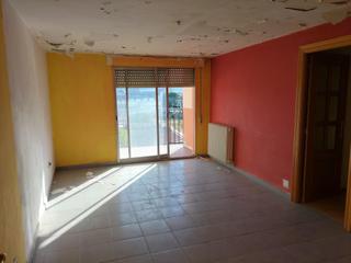 Appartement  Calle antonio machado. Disponible a la venta amplio piso en venta de baños