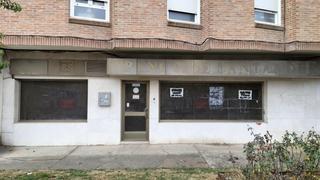 Locale commerciale in Venta de Baños. Se vende local comercial en avenida castilla y leon en venta de