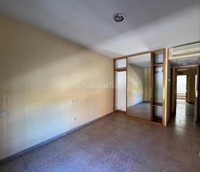 Foto e9fb0db5-d1f6-401b-b845-d3c3c5a3fd84. Edifici a Olmedo