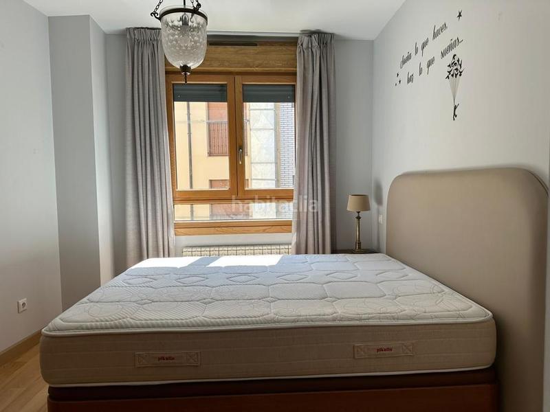 Foto 5de17b66-5a02-4c9d-a827-62a45d0dc61a. Alquiler piso moncasa alquila piso en plaza de la rinconada en Valladolid