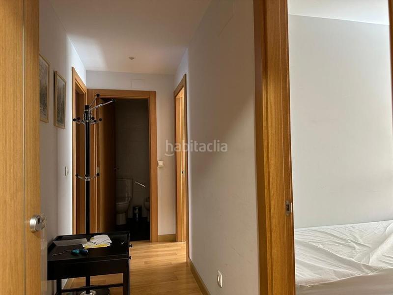 Foto b80fea9e-6935-4e35-9cb9-8cb1f11c50ab. Alquiler piso moncasa alquila piso en plaza de la rinconada en Valladolid