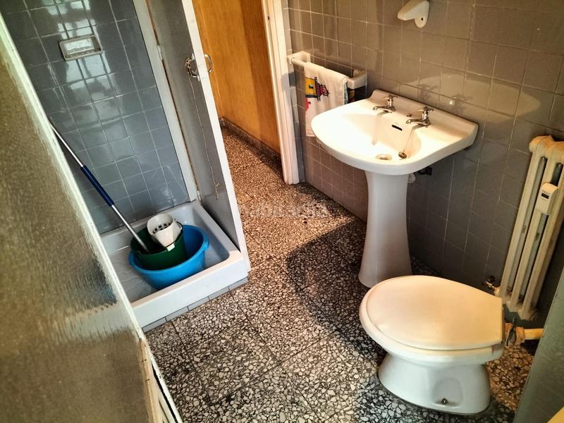 Foto 547a5611-a83a-4fa7-afb3-3b66da0a0308. Piso se vende estupendo piso para reformar Centro en Palencia