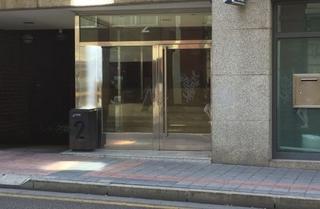 Miete Büro  Calle la cestilla. Disponible a la venta oficina de alquiler de 84m2 en palencia ce