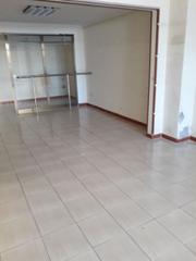 Lloguer Local Comercial a Campo de la Juventud