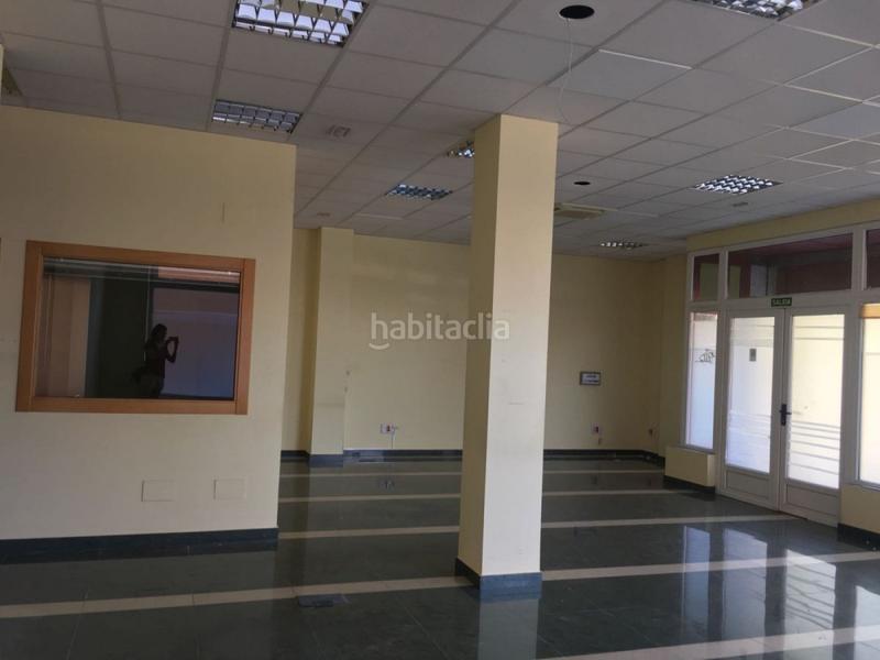 Foto 0423d2d5-fff2-4301-b25a-92cf61b924e1. Alquiler local comercial en San Juanillo Palencia