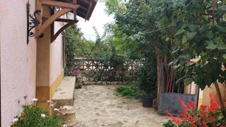 Masia a Villada. Se vende amplia casa para reformar en villada