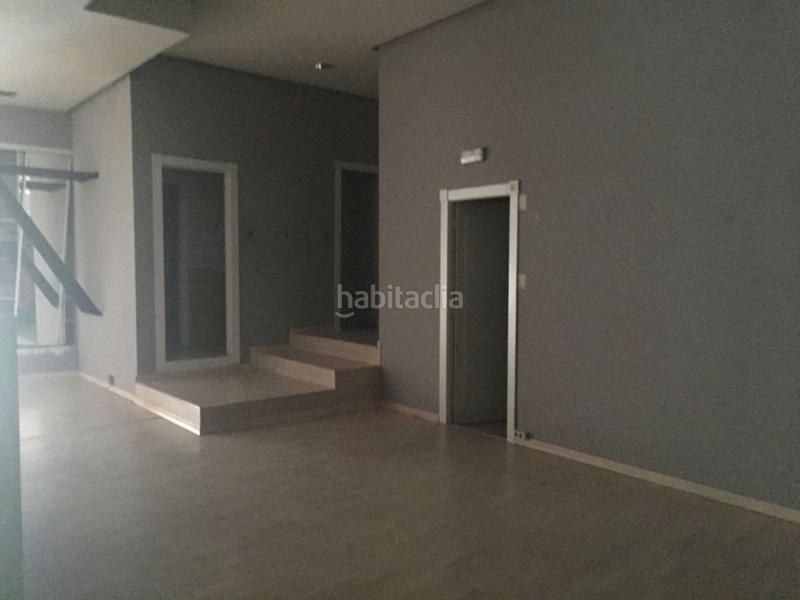 Foto d2bcd811-d310-4630-a255-d6ef9ee900f5. Alquiler local comercial en Centro Valladolid