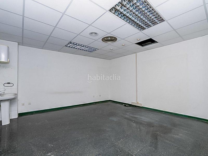 Foto f680330c-fd98-4e39-92f5-9a4ababf6060. Alquiler local comercial  de gran amplitud en el corazón ! en Valladolid