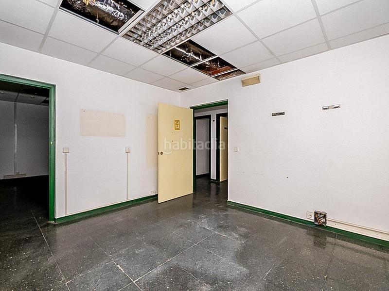 Foto d84ec0ad-9e3b-418c-aef1-a44327e7f588. Rent business premise in Caño Argales Valladolid