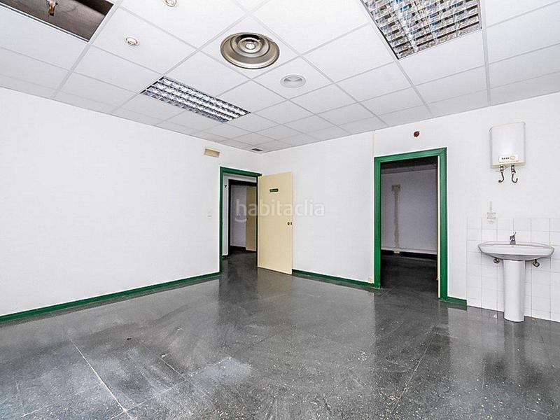 Foto eba17245-e532-48e8-a771-47325fd06136. Rent business premise in Caño Argales Valladolid