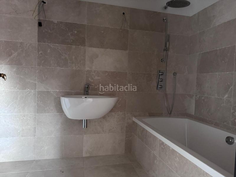 Foto a9641f8e-0278-4bf6-abd9-d44b112f499d. Etagenwohnung mit heizung in Centro Valladolid