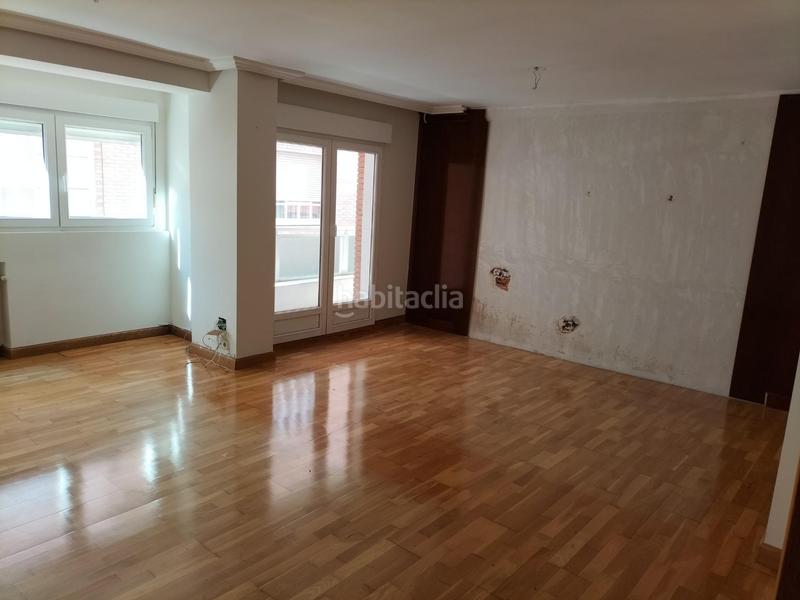 Foto eda6bb9f-0ee2-424c-a5a5-81395c0b993b. Piso se vende piso Centro en Centro Palencia